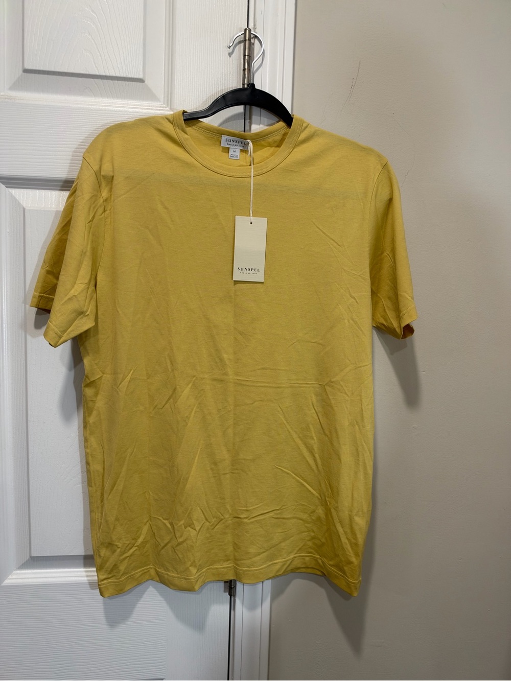 Sunspel Classic T-Shirt NWT Made in England Supima Cotton Mustard Yellow M